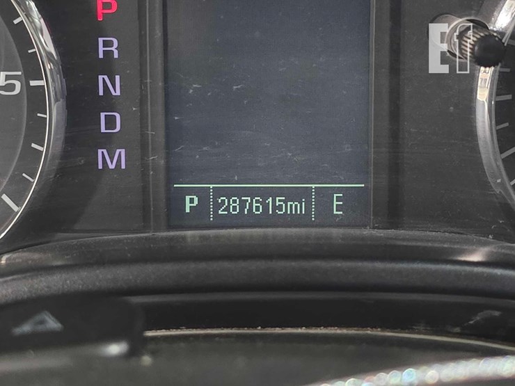 2015-chevrolet-silverado-1500-image-13