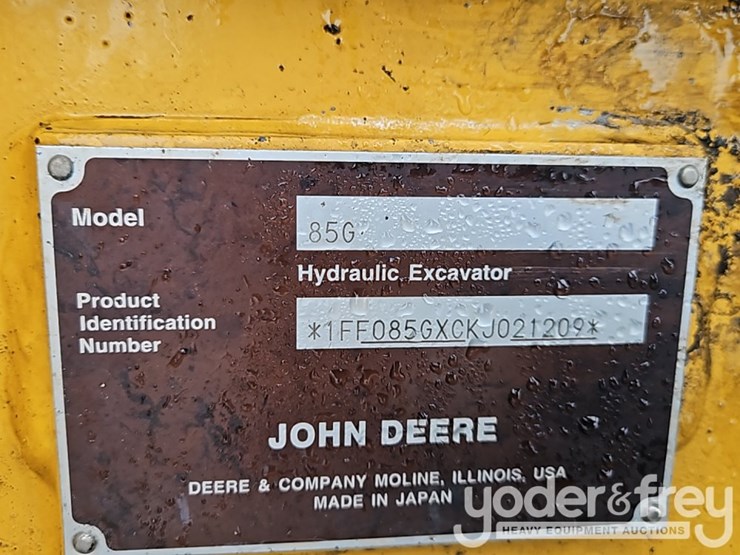 2020-deere-85g-image-39