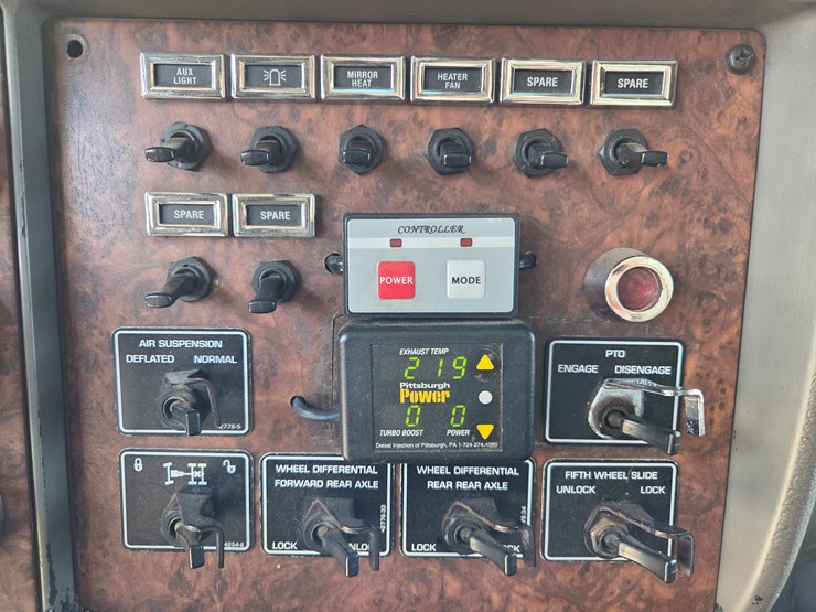 2006-kenworth-w900-image-66