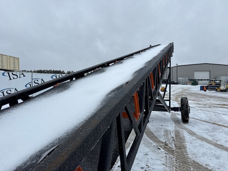 massey-ferguson-8-image-15