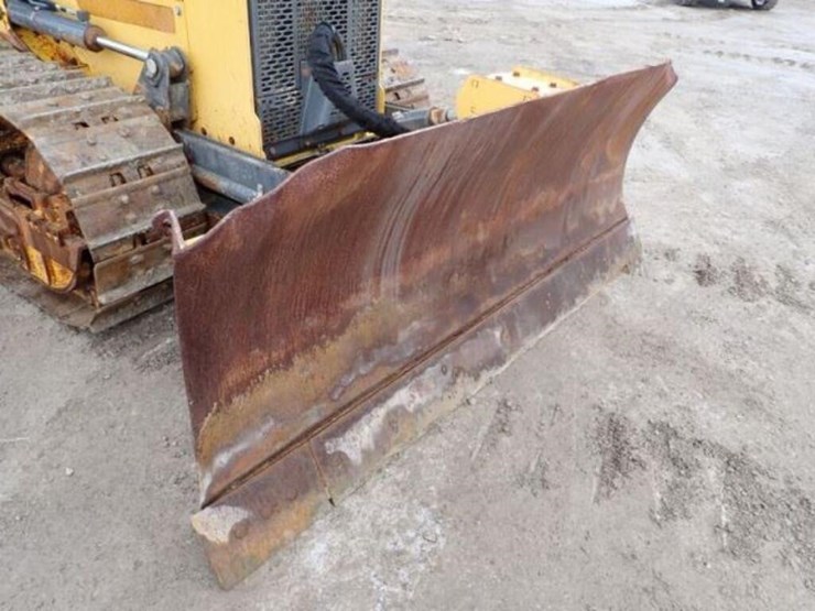 2018-deere-450k-image-29