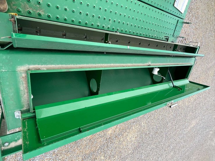 2010-great-plains-3p1006nt-image-7