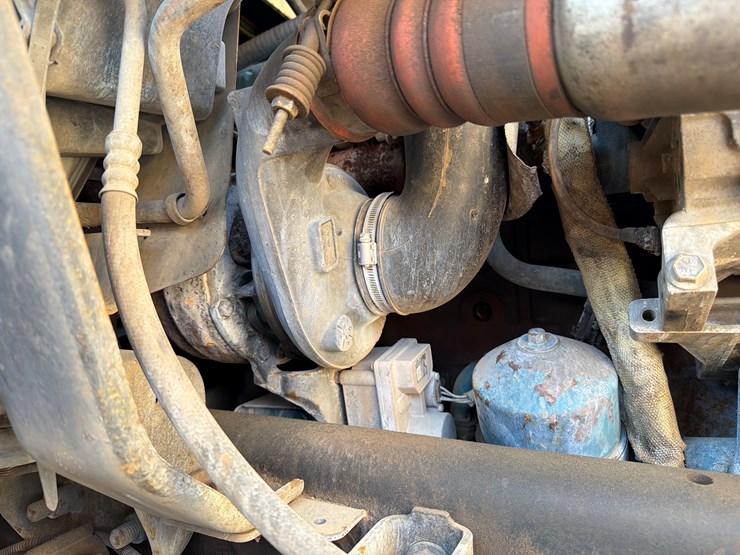 2005-international-durastar-4400-image-36