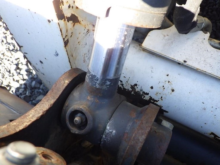 2020-bobcat-s450-image-18