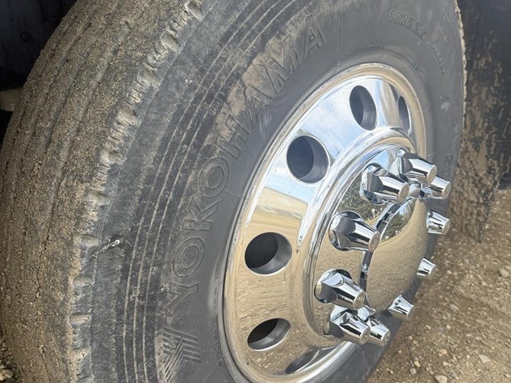 2007-mack-pinnacle-cxp613-image-40