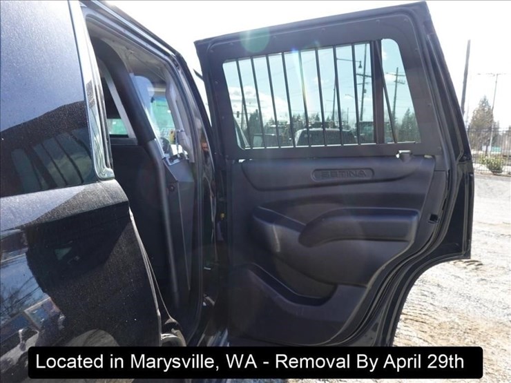 2018-chevrolet-tahoe-image-2