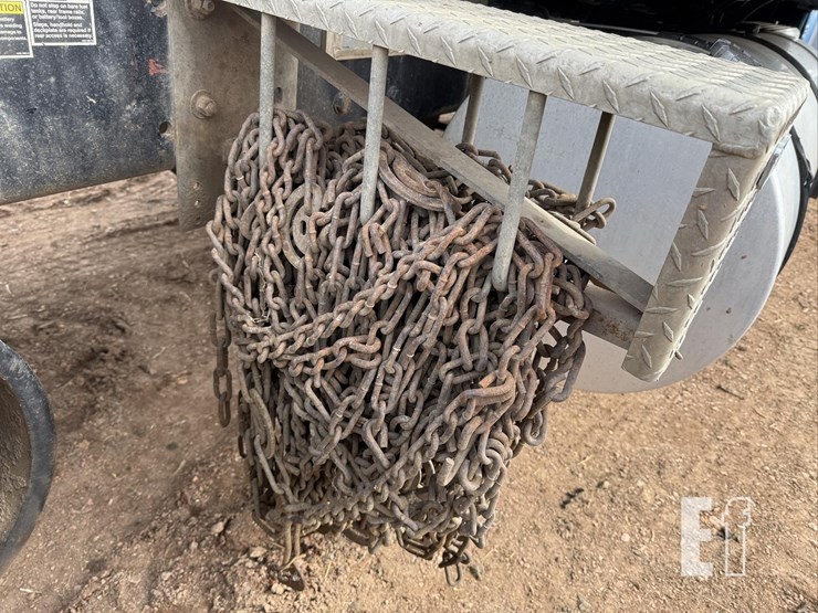 2005-kenworth-w900-image-24