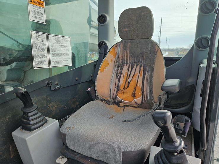 2002-gradall-xl3100-image-16