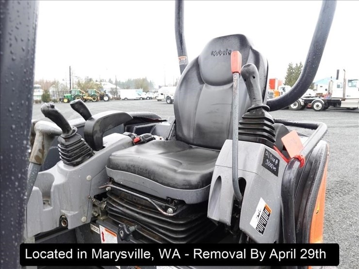 2019-kubota-kx033-4-image-14