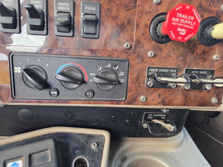 2005-caterpillar-c13-image-66