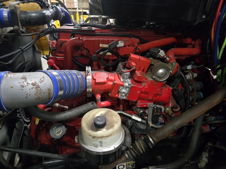 2015-kenworth-t680-image-49