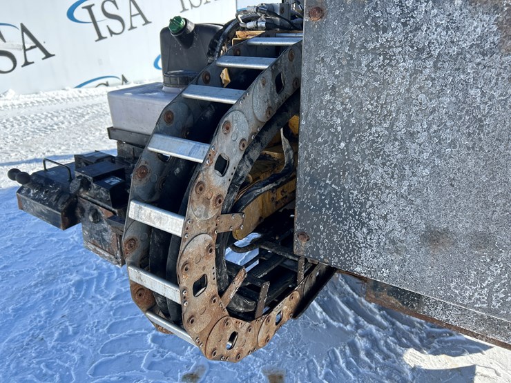 massey-ferguson-8-image-31