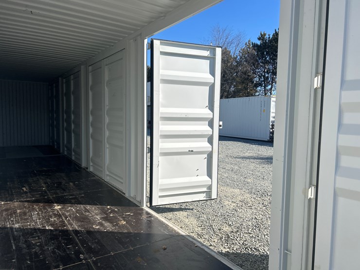 massey-ferguson-8-image-16