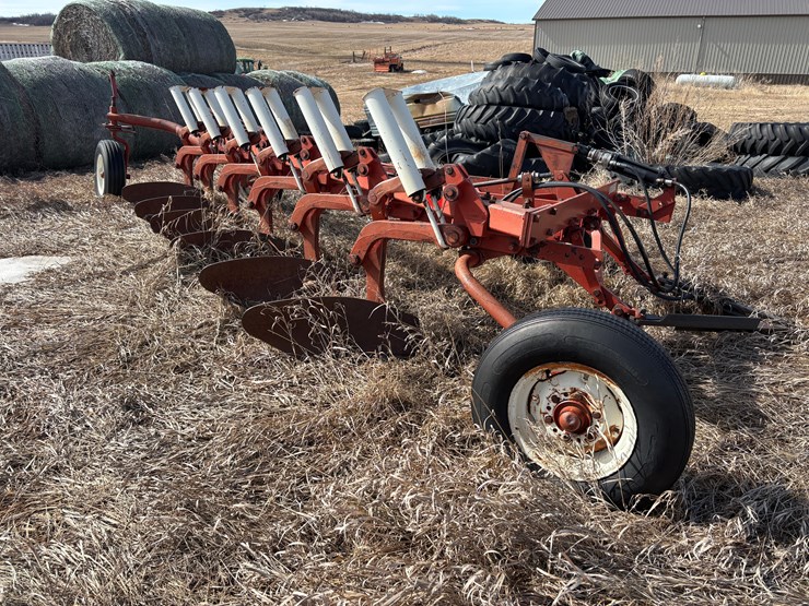 international-plow-image-3