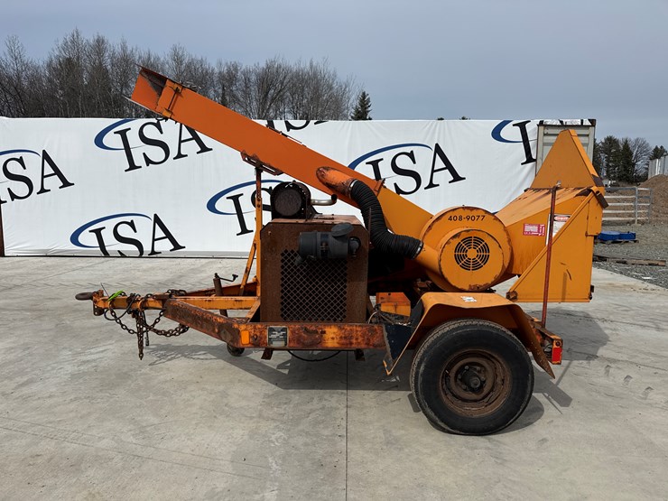 2009-massey-ferguson-8-image-2