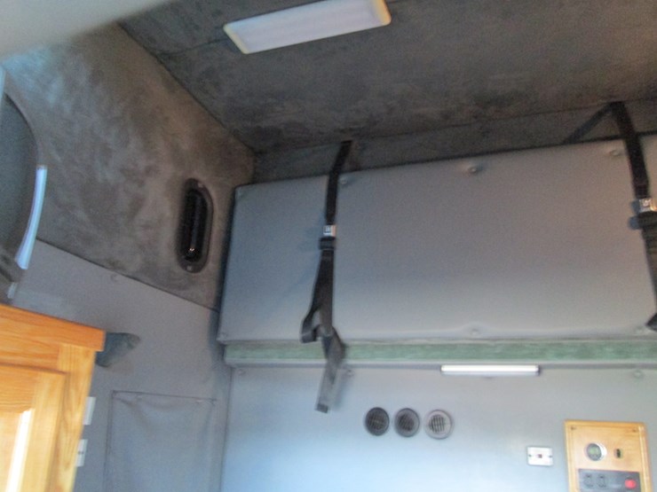 2005-caterpillar-c7-image-45