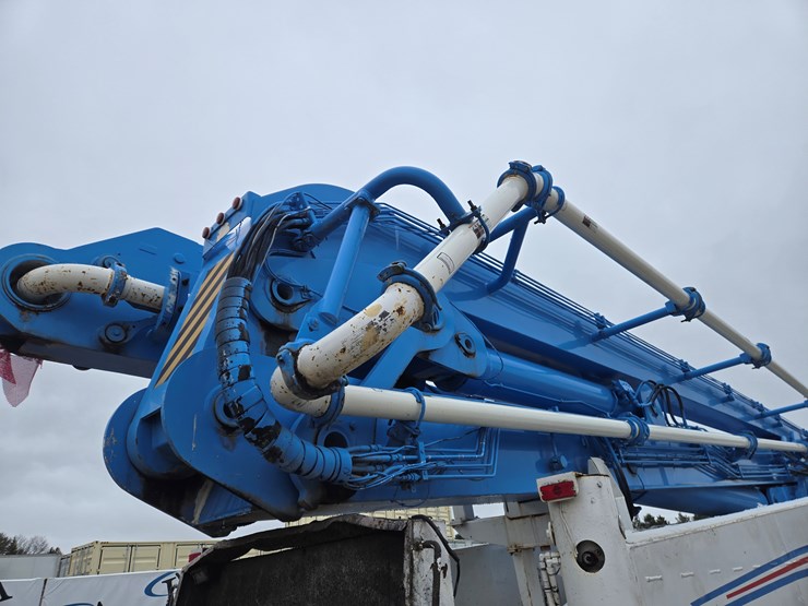 massey-ferguson-8-image-75