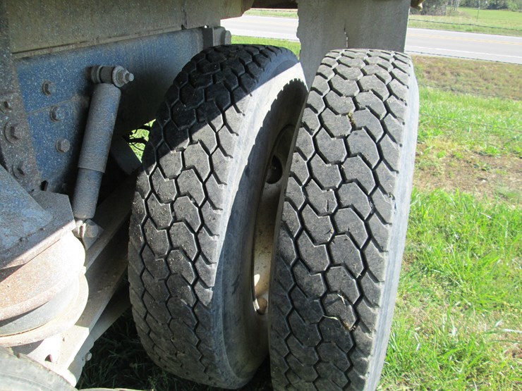 1999-caterpillar-c7-image-10