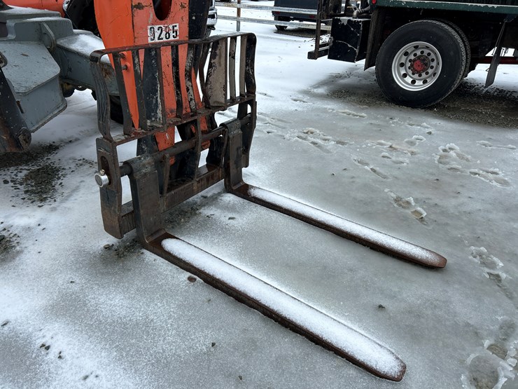 2006-jlg-g12-55a-image-10