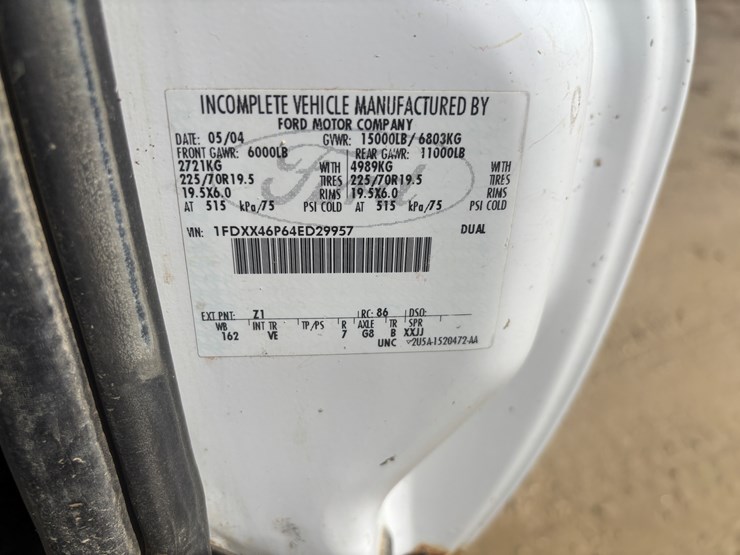 2004-ford-f450-image-75