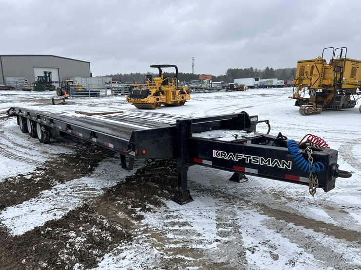 2020-massey-ferguson-8-image-7