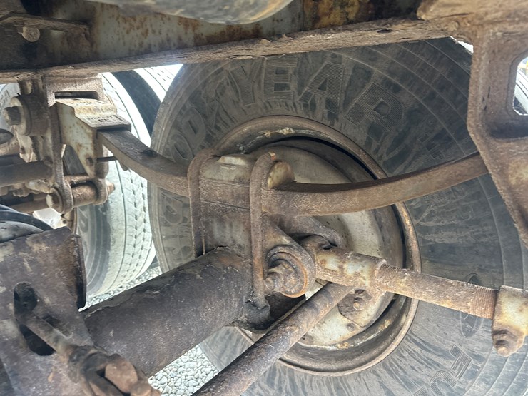 2008-massey-ferguson-8-image-28