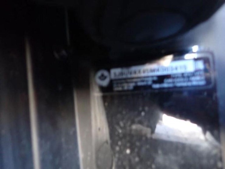 2021-can-am-defender-limited-hd10-4x4-side-by-side-image-9