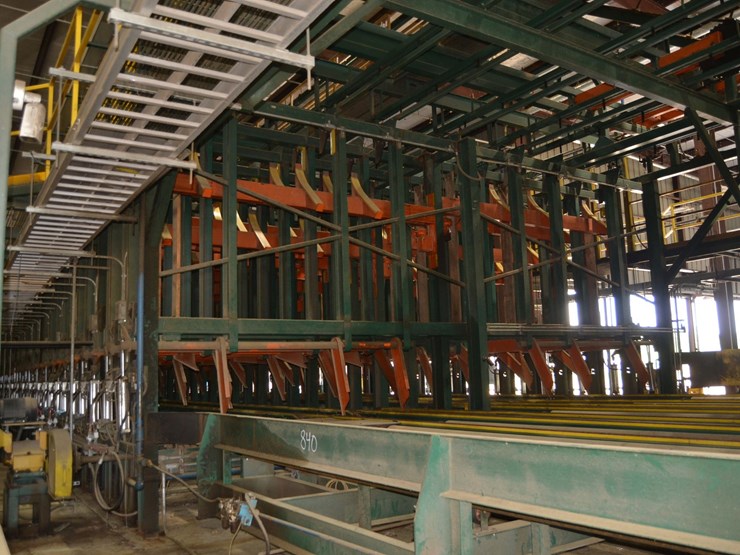 2015-usnr-83-bay-bin-sorter-w/infeed-incline-chain-w/catwalk-and-steps-on-both-sides-of-sorter-image-8