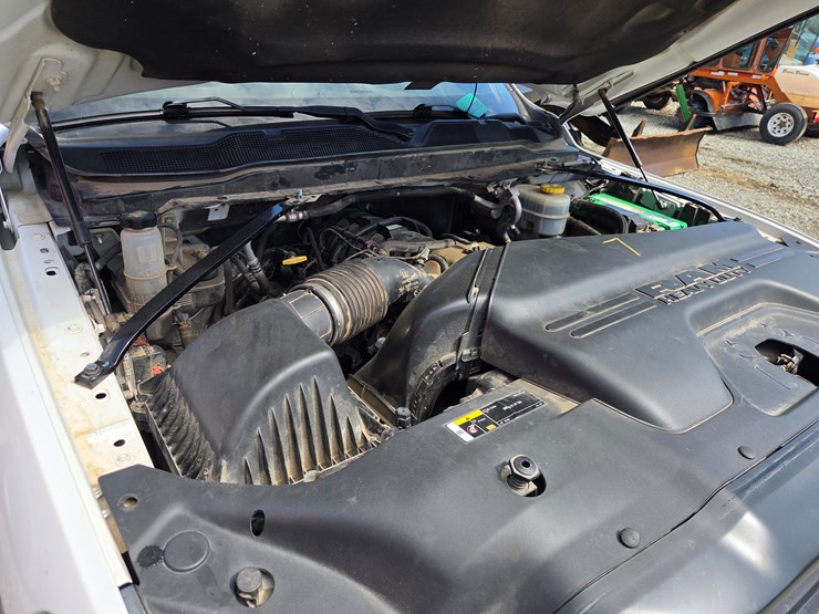 2019-dodge-3500hd-image-38