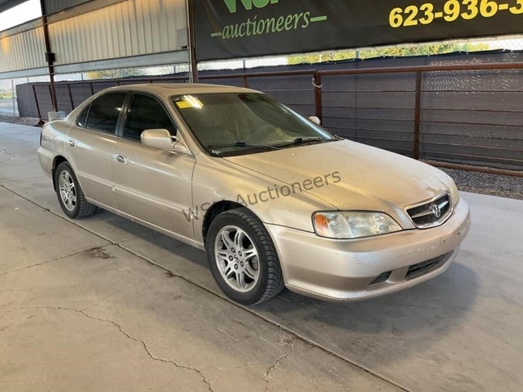 2001-acura-tl-3.2-sdn-image-2