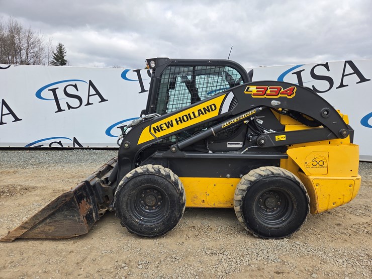 2021-new-holland-l334-image-2