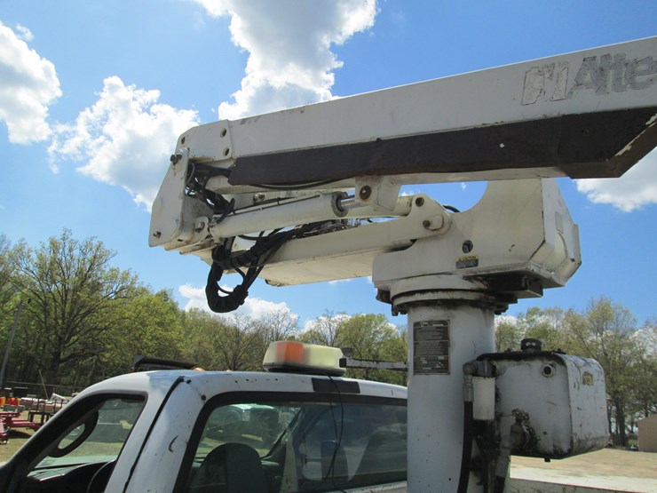 2007-ford-f550-image-14