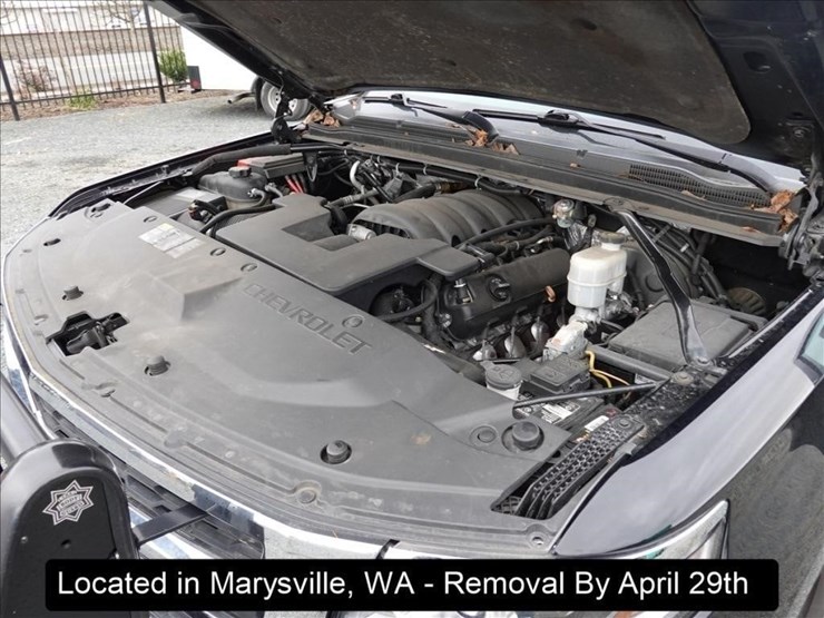 2016-chevrolet-tahoe-image-25