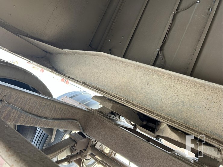 2009-wilson-grain-trailer-image-63