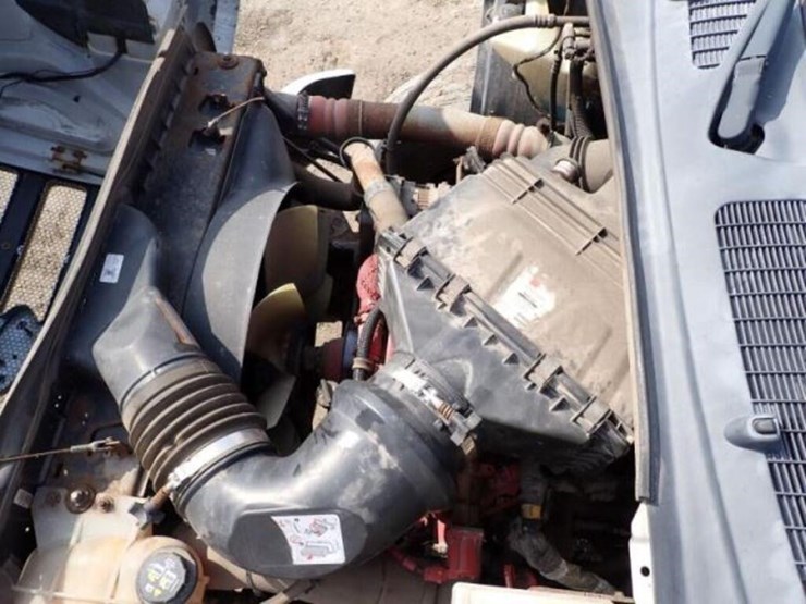 2012-ford-f750-xlt-image-26