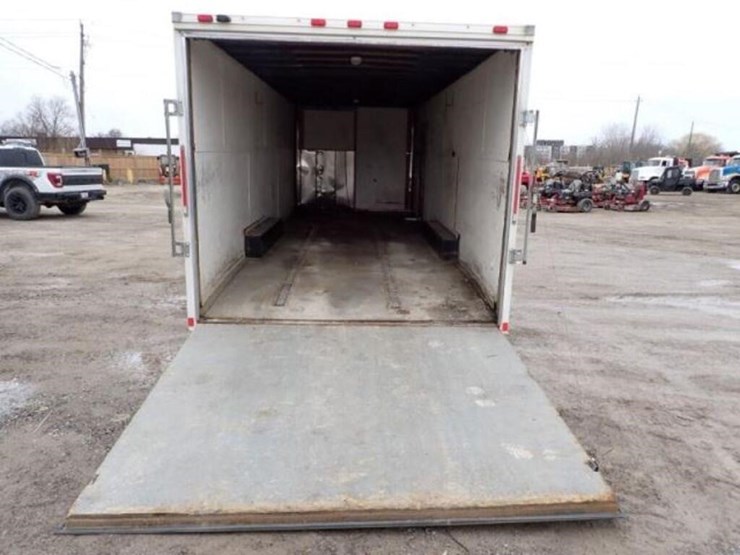 2015-lgs-24-ft-t/a-enclosed-trailer-53bpteb21ha028-image-19