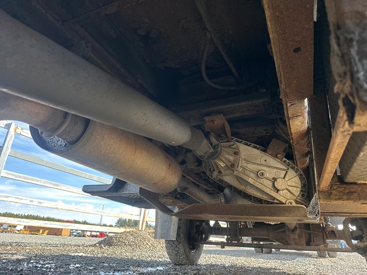 2005-massey-ferguson-8-image-49