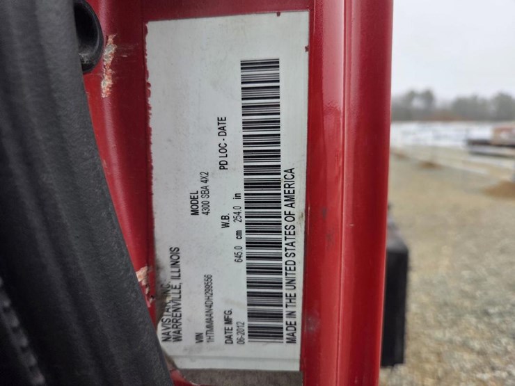 2013-international-durastar-4300-image-95