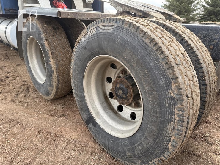 2005-kenworth-w900-image-20