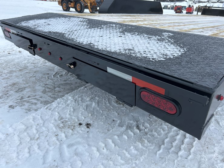 2026-massey-ferguson-8-image-19