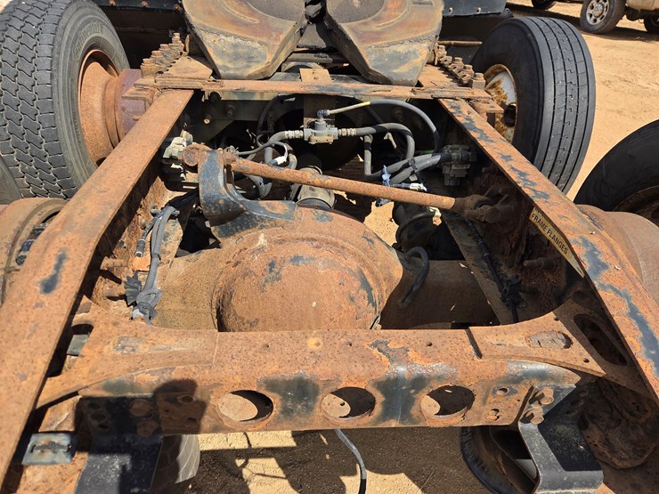 2012-international-prostar-image-26