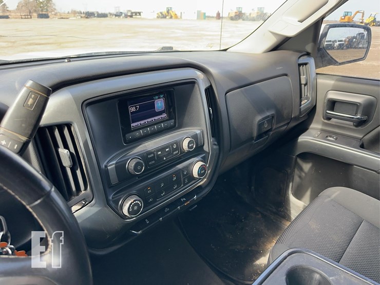 2015-chevrolet-silverado-1500-image-11