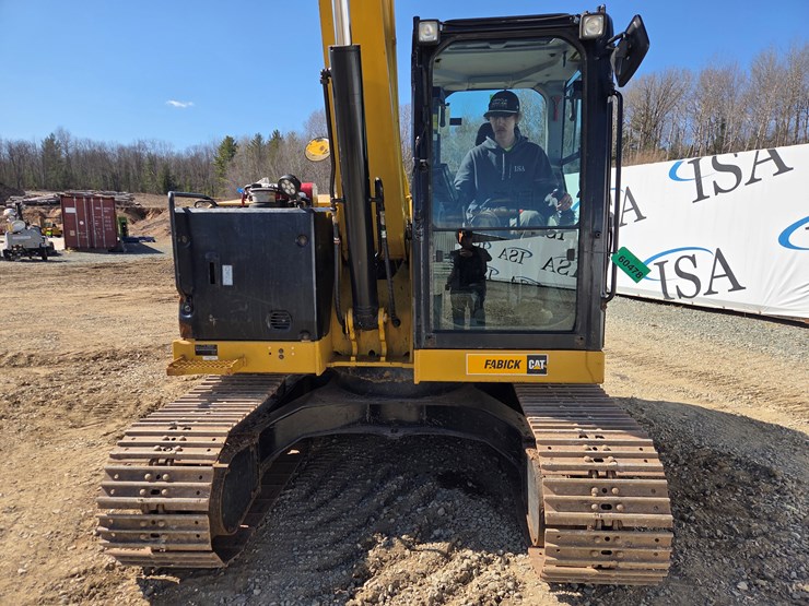 2020-caterpillar-307.5-image-9