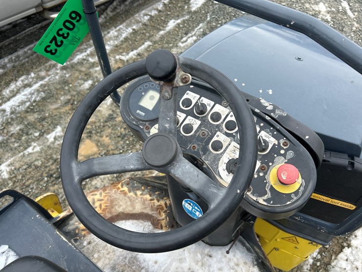 2006-bomag-bw120ad-4-image-35