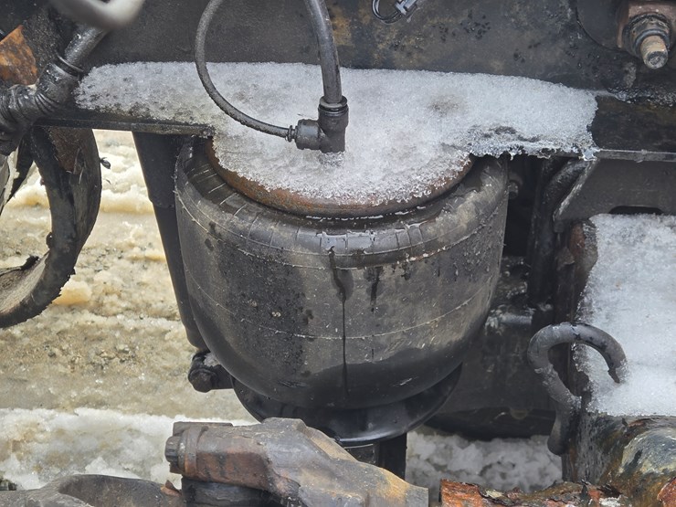 peterbilt-579-image-46