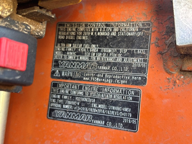 2020-gehl-rt105-image-50