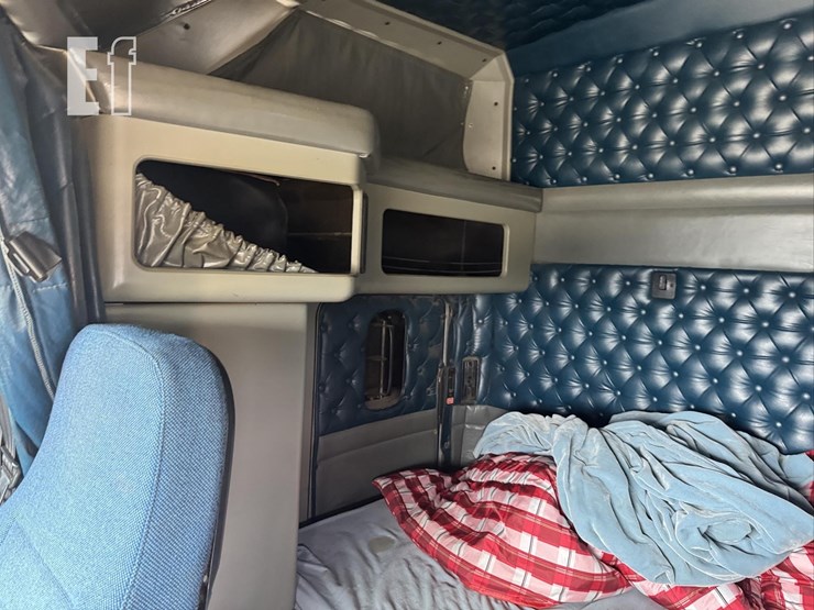 1998-kenworth-t600-image-39