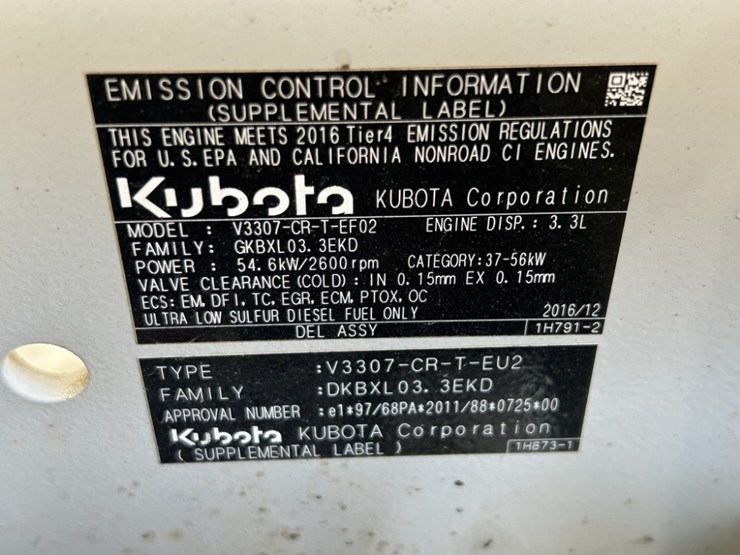 2016-takeuchi-tl8-image-22