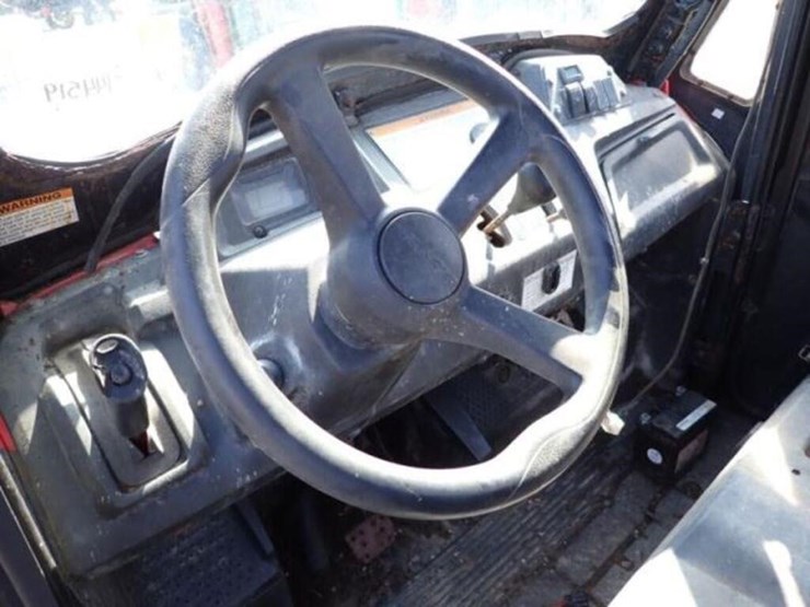 2015-honda-pioneer-700-image-12