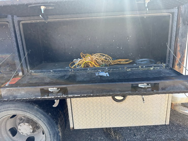 #2047-•-2012-ram-5500-heavy-duty-4x4-service-truck-image-25